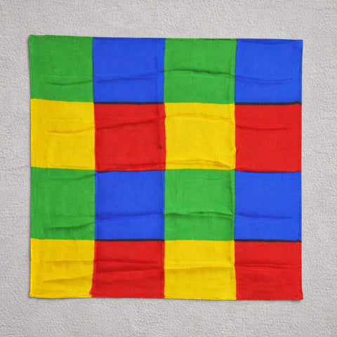 Colored Square silk 18 inch