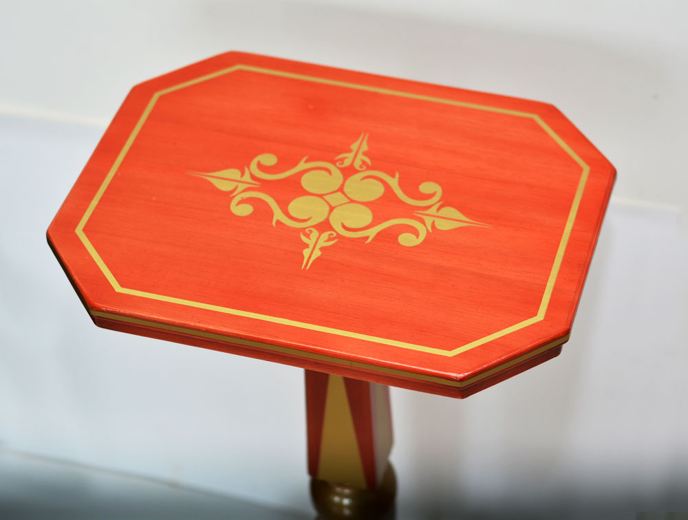 Floating Table Super Deluxe