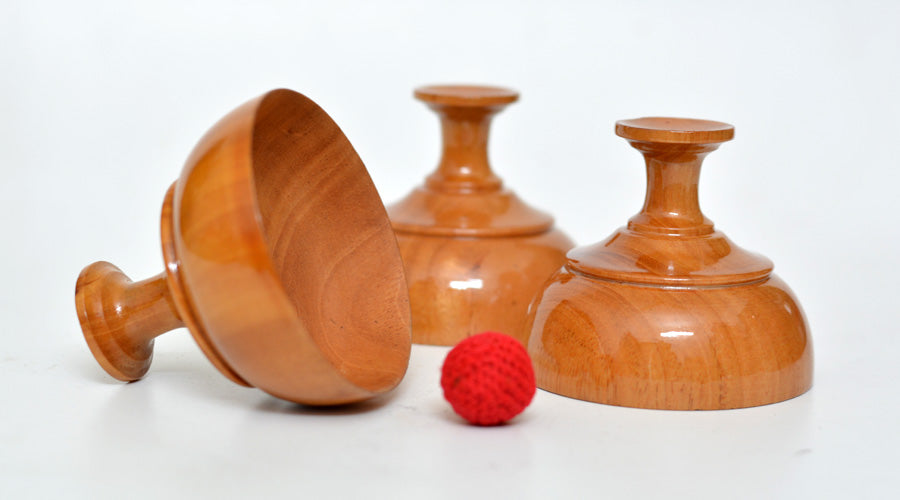 Indian Cups & Balls Set