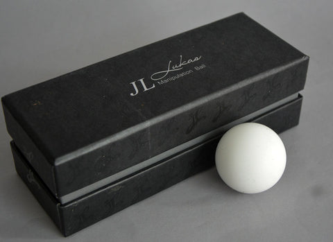 Lukas Manipulation Ball ( white ) by JL