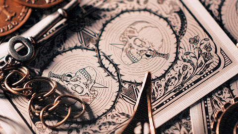 SVNGALI 06 Skull and Dagger Playing Cards
