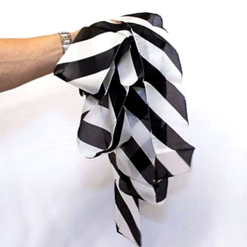 Silk Streamer ( Zebra B&W ) 18 feet